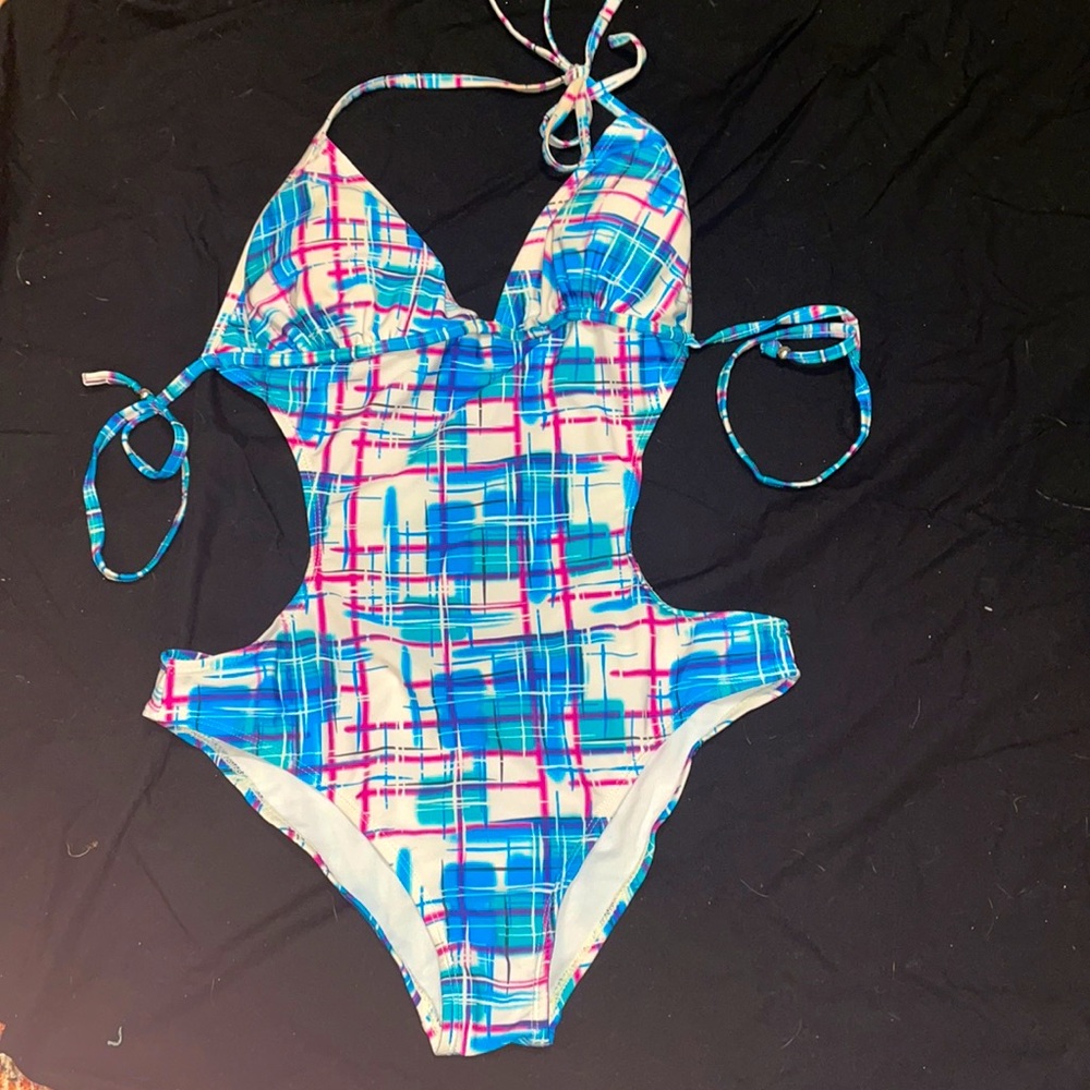 Blue, pink, white ONE PIECE, brand: InGear. Size M-L. OPEN BACK